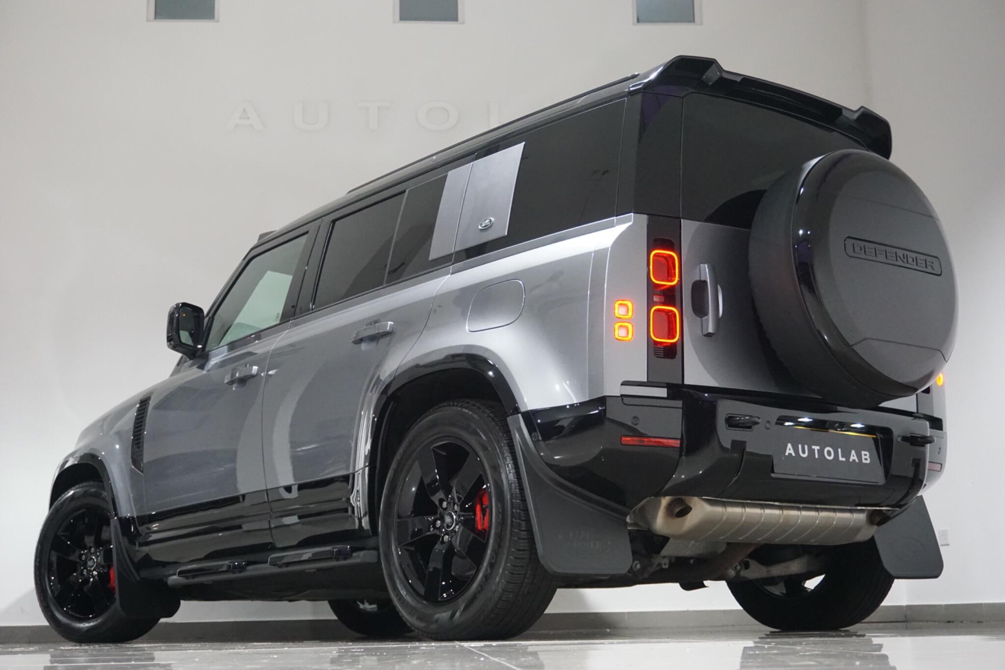 Land Rover Defender 110 2.0 P400e 15.4kWh X-Dynamic HSE SUV 5dr Petrol Plug-in Hybrid Auto 4WD Euro 6 (s/s) (404 ps)